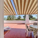 Apartman Pineview Terrace And Pool